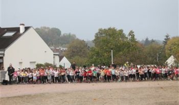 Départ du cross des filles de CM2.