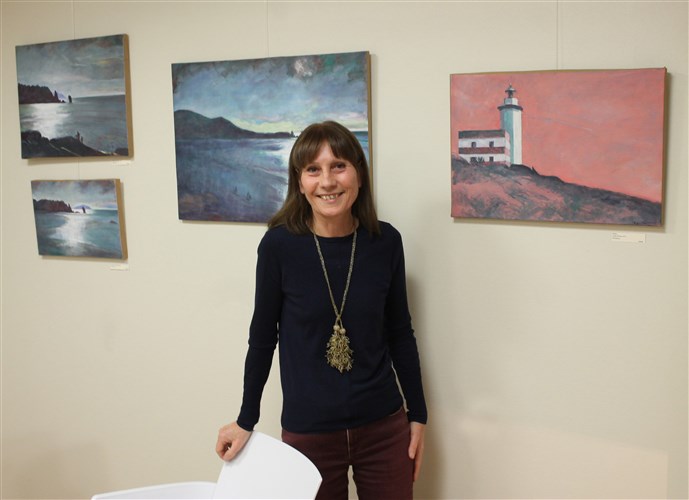 L’artiste Isabelle Régnier à la Galerie l’Atelier le Vivier à Moret L'artiste Isabelle Régnier à la Galerie l'Atelier le Vivier à Moret