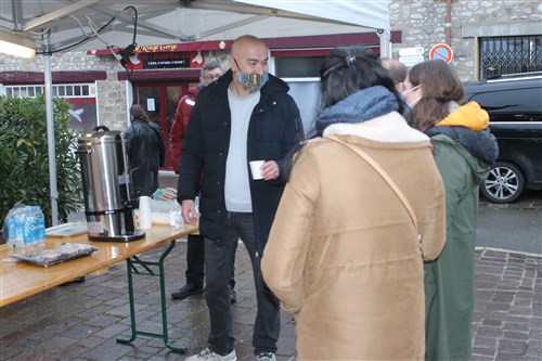 Stand vin chaud à Moret